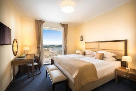 Remisens Premium Casa Rosa Hotel Portorož Buitenkant foto